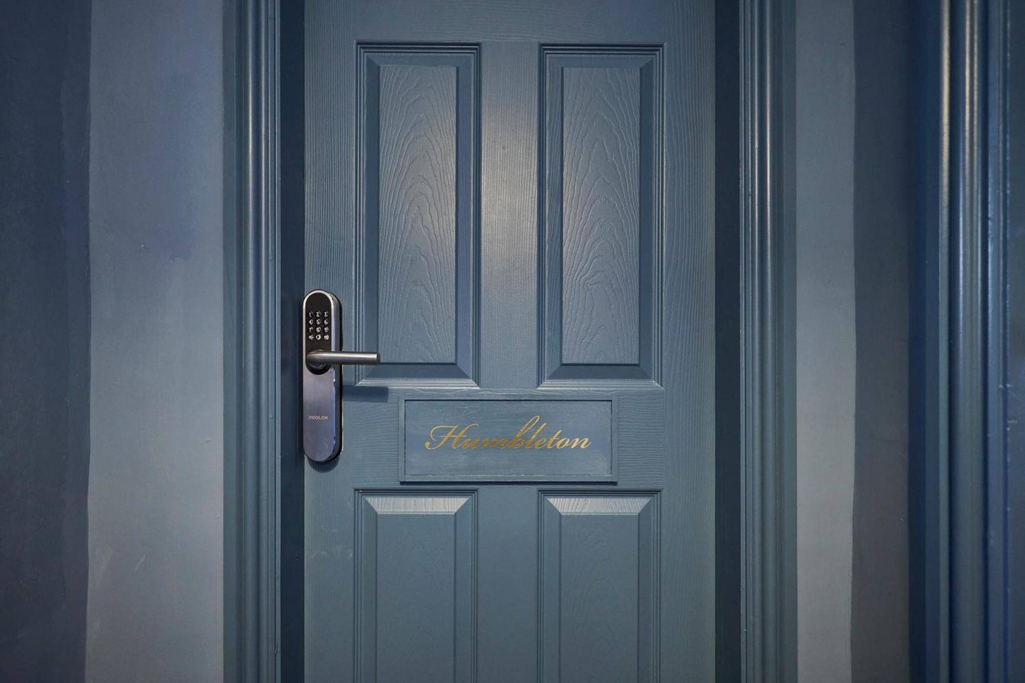 Arlington House Hotel - Self Check-In Suites Wooler Phòng bức ảnh