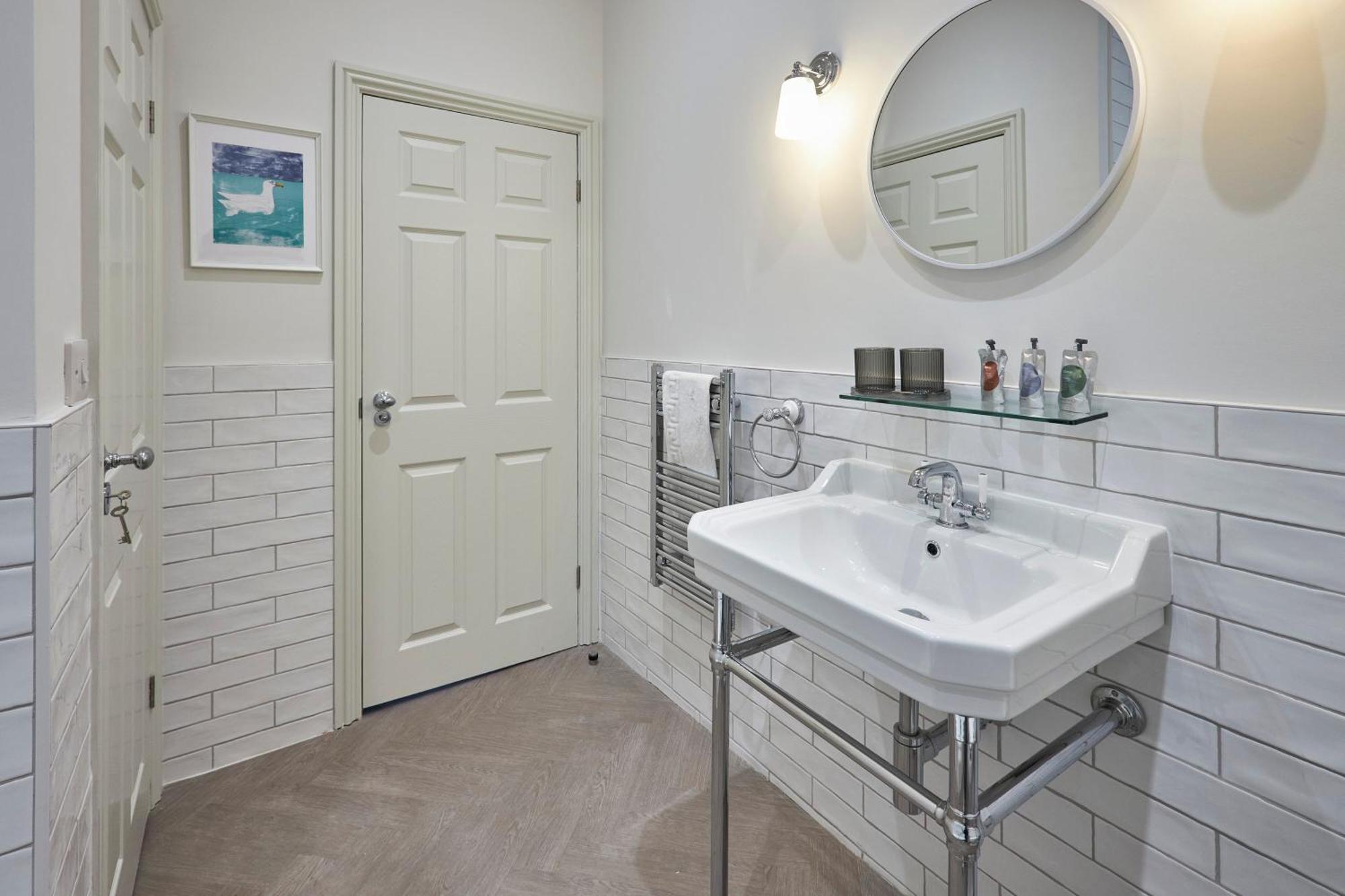 Arlington House Hotel - Self Check-In Suites Wooler Ngoại thất bức ảnh